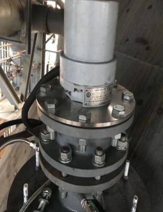 高溫雷達(dá)物位計現(xiàn)場應(yīng)用圖片(圖1) 高溫雷達(dá)物位計現(xiàn)場應(yīng)用圖片(圖1)