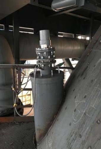 高溫雷達物位計現(xiàn)場圖片(圖1)